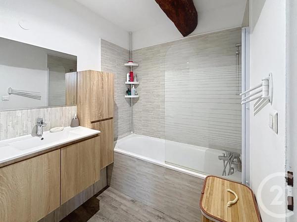 Appartement F3 à vendre  3 pièces - 68,17 m 2   SETE  - 34
