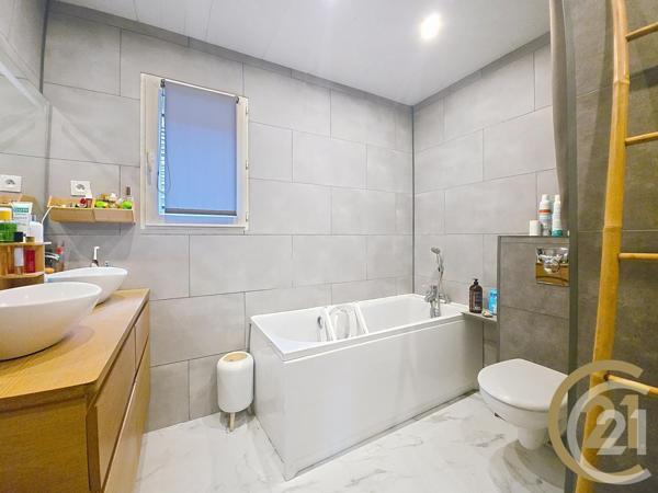 Maison à vendre  4 pièces - 86,97 m2 LILLEBONNE - 76