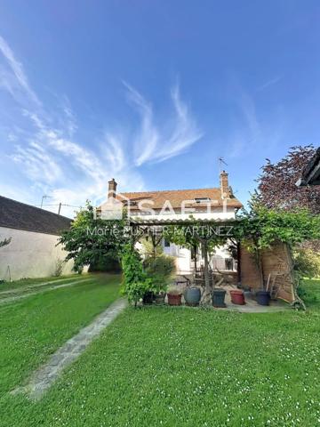 Veneux-les-Sablons (77250), gare et commerces à pied, maison de caractère des années 30 avec dépendances