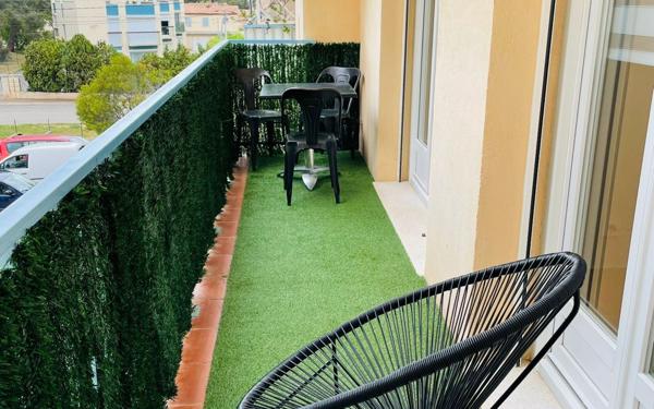 Appartement à vendre    2 pièces • 27,26 m2 La Seyne-sur-Mer