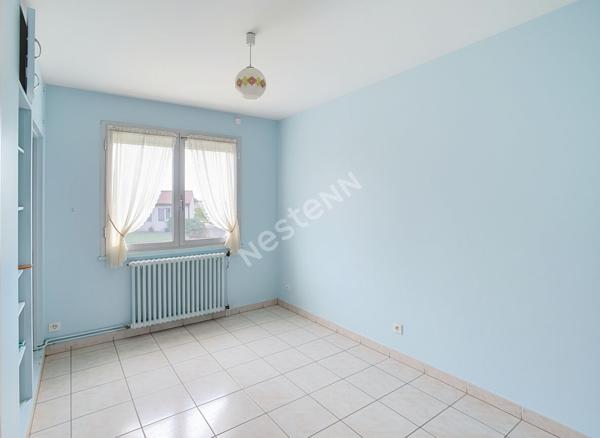 Maison sur sous sol à vendre à Tillieres
