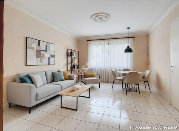 Maison sur sous sol à vendre à Tillieres
