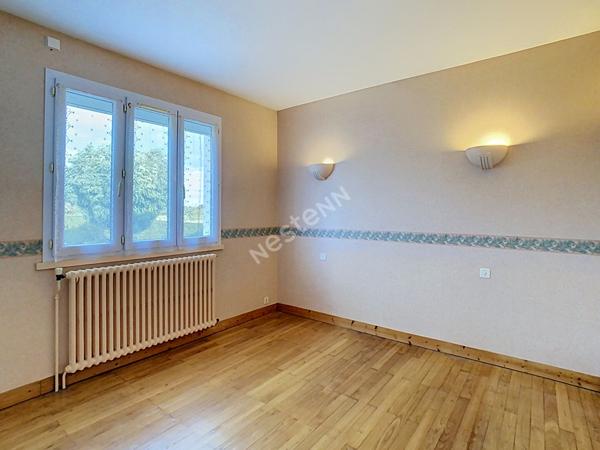 Maison sur sous sol à vendre à Tillieres