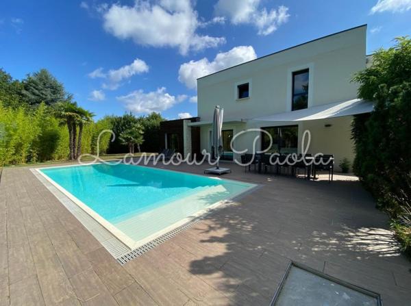 Magnifique maison d'architecte avec piscine à débordement