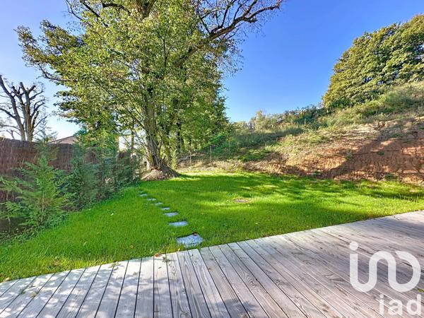 Maison à vendre 6 pièces 131 m² Charbonnières-les-Bains