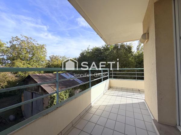 Erstein : 4P rénové au calme, 2 balcons & garage