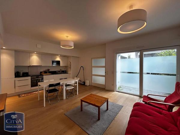 Appartement à louer 4 pièces 103.17m²