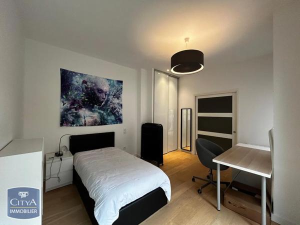 Appartement à louer 4 pièces 103.17m²