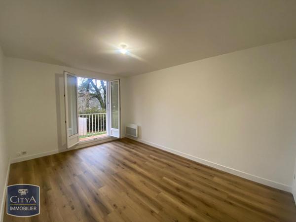 Appartement à louer 1 pièce 29.9m²