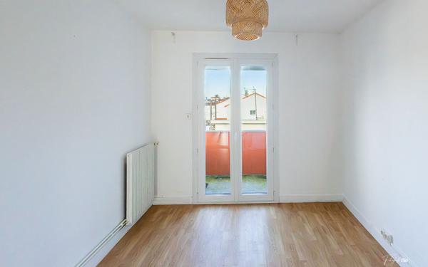 Appartement à vendre    3 pièces •  Royan