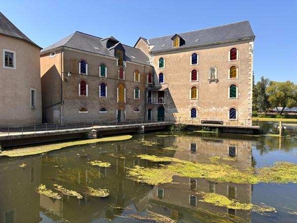 MALICORNE-SUR-SARTHE  MAISON DE VILLE AVEC GARAGE ET TERRAIN