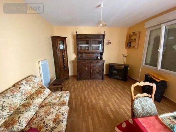 Maison de ville à vendre à Pommerit-le-Vicomte dans les Côtes-d'Armor (22200), ref : MAIS-239