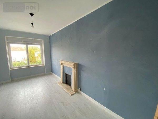 Maison de ville à vendre à Pommerit-le-Vicomte dans les Côtes-d'Armor (22200), ref : MAIS-239