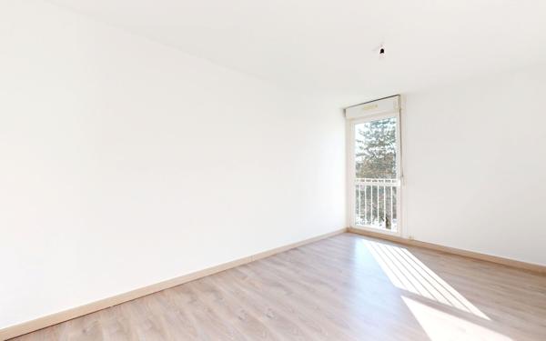 Appartement à vendre    4 pièces • 74 m2 Maizières-lès-Metz