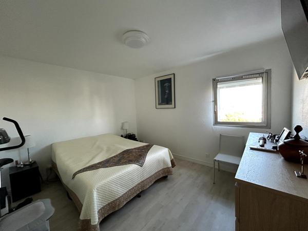 Appartement au village, 3 chambres, climatisé, vue mer