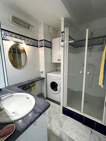 Appartement au village, 3 chambres, climatisé, vue mer