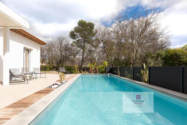 villa de plain-pied  4 pièces avec piscine proche fayence