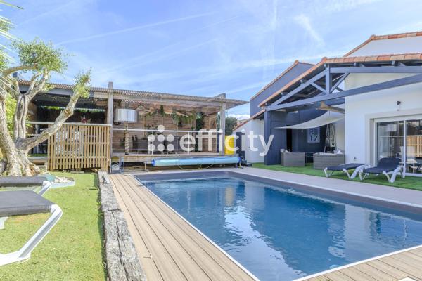 Maison
         5 pièces
        - 130 m² Bien prestige 519 000 € *