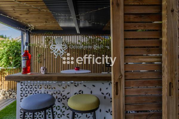 Maison
         5 pièces
        - 130 m² Bien prestige 519 000 € *