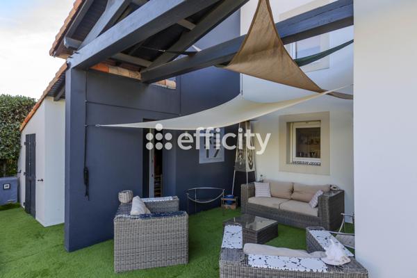 Maison
         5 pièces
        - 130 m² Bien prestige 519 000 € *