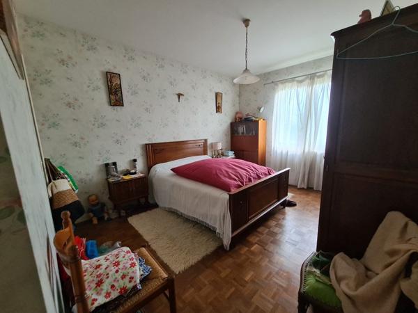 Maison à vendre |  Saint-Médard-de-Guizières |  4 pièces | 87 m²