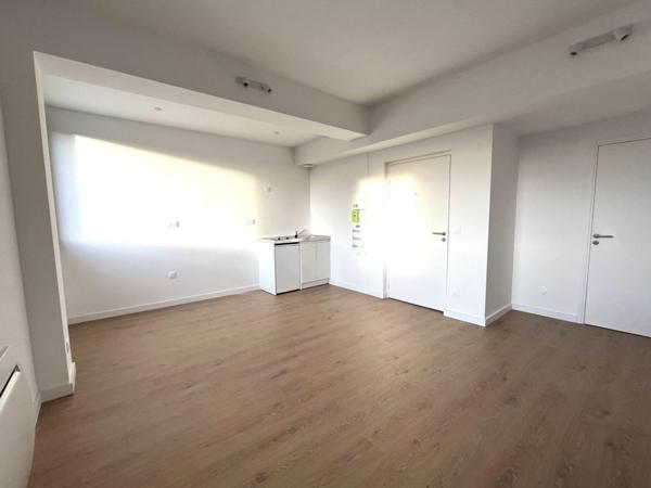A LOUER : T2 à MARCQ-EN-BAROEUL • • 520 € CC • Réf. G648