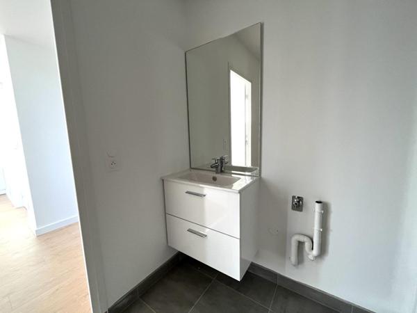 A LOUER : T2 à MARCQ-EN-BAROEUL • • 520 € CC • Réf. G648