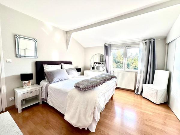 Maison Argenteuil, secteur Orgemont, 95100 Val d'Oise 6 pièce(s) 122 m2 habitables