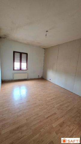 Maison familiale T5 avec travaux et grand potentiel, garage et terrasse