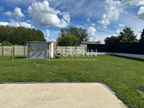 Maison de 4 chambres, jardin de 1300m² et garage !