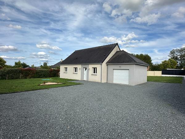 Maison de 4 chambres, jardin de 1300m² et garage !