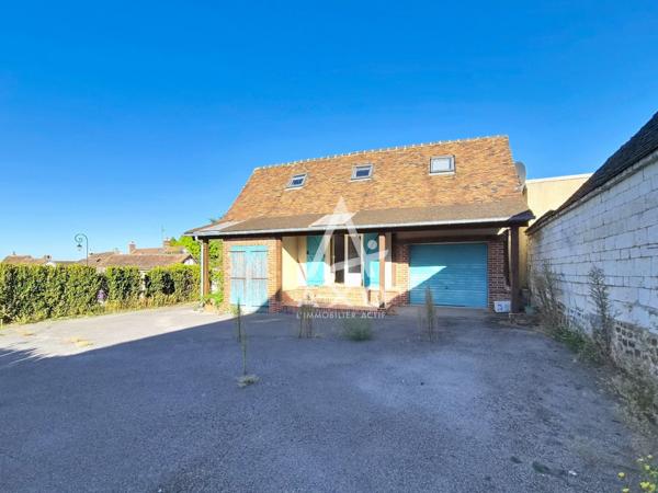 LE MONT-SAINT-ADRIEN – MAISON 2 CHAMBRES AVEC GARAGE ET TERRAIN