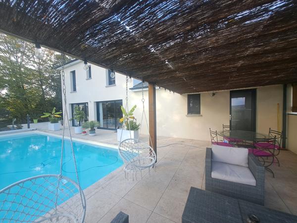 PROPRIETE D'EXCEPTION A LA FLECHE