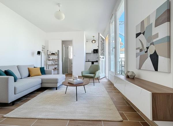 Charmante  Maison Orly 2 pièces  24.50 m2 avec dépendance de 7 m²