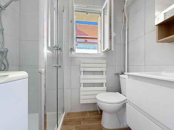 Charmante  Maison Orly 2 pièces  24.50 m2 avec dépendance de 7 m²