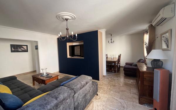 Maison à vendre    3 pièces • 100 m2 Saint-Saturnin-lès-Avignon