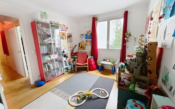 Appartement à vendre    5 pièces • 97,20 m2 Ivry-sur-Seine