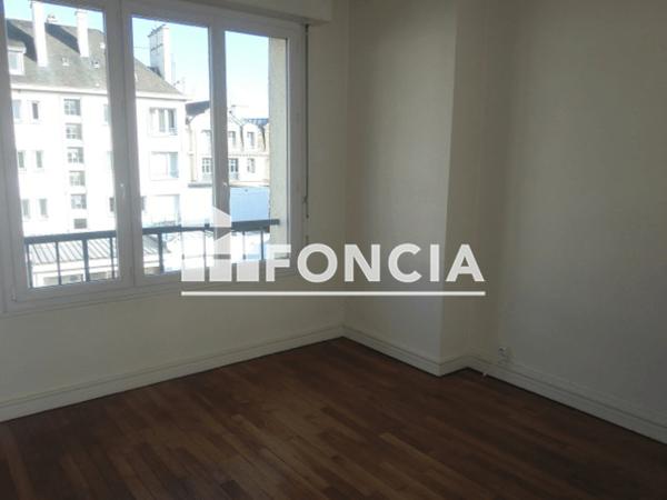 Location Appartement 3 pièces 64.51 m² - 36 RUE DU PORT Lorient 56100