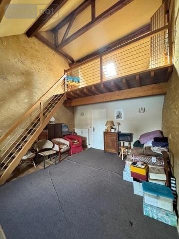 Maison à vendre à Vallon-sur-Gée dans la Sarthe (72540), ref : 72120-1019