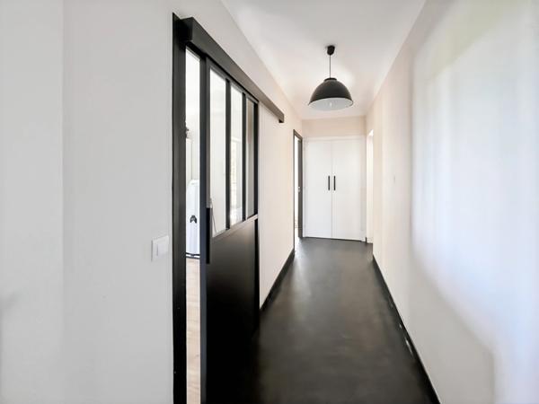 Maison à vendre 7 pièces (71) - 160 M² - Parc arboré de 1.5 hectares avec étang