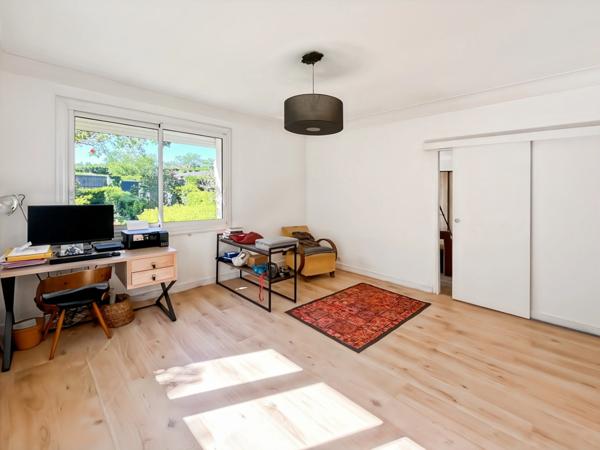 Maison à vendre 7 pièces (71) - 160 M² - Parc arboré de 1.5 hectares avec étang