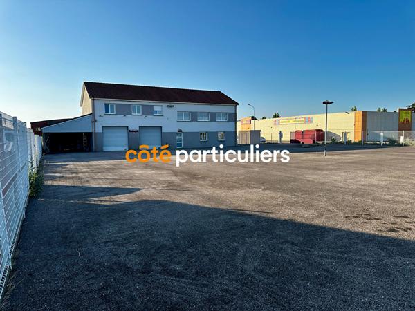 Vente Local commercial135 m² - CHARMES (88130)