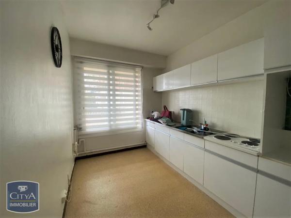 Appartement à louer 3 pièces 82.85m² Dieppe (76200)