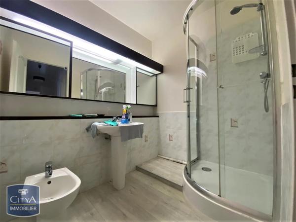 Appartement à louer 3 pièces 82.85m² Dieppe (76200)