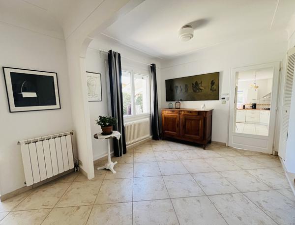47300 VILLENEUVE SUR LOT A Villeneuve-sur-Lot, magnifique maison de plain pied d'environ 134m²