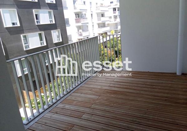 Location Studio 35.5 m² - Rueil-malmaison 92500