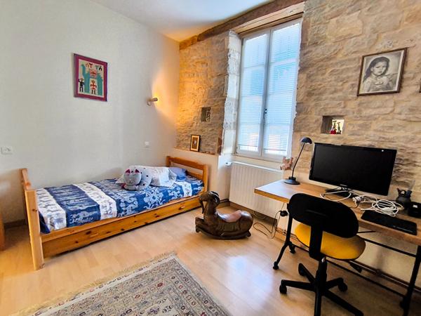 Maison bourgeoise de 214 m2 avec appartement indépendant