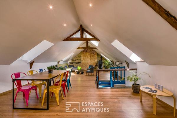 Duplex inversé dans un ancien bâtiment professionnel