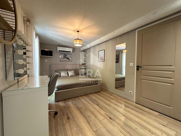 Mas de 365m2 avec 2 appartements