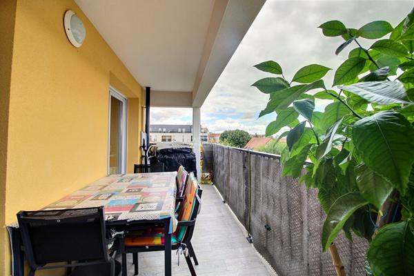 Appartement Chanteloup Les Vignes 3 pièce(s) 56,26 m2 €198 000 ** - Référence 957